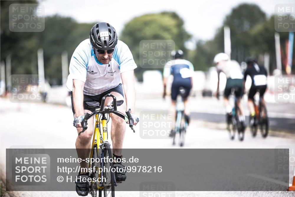 16.08.2026 - KN Förde Triathlon 2026 H.Heesch http://msf.ph/oto/9978216 16.08.2026 11:31:12 Radfahren 357, 427 meine-sportfotos.de
