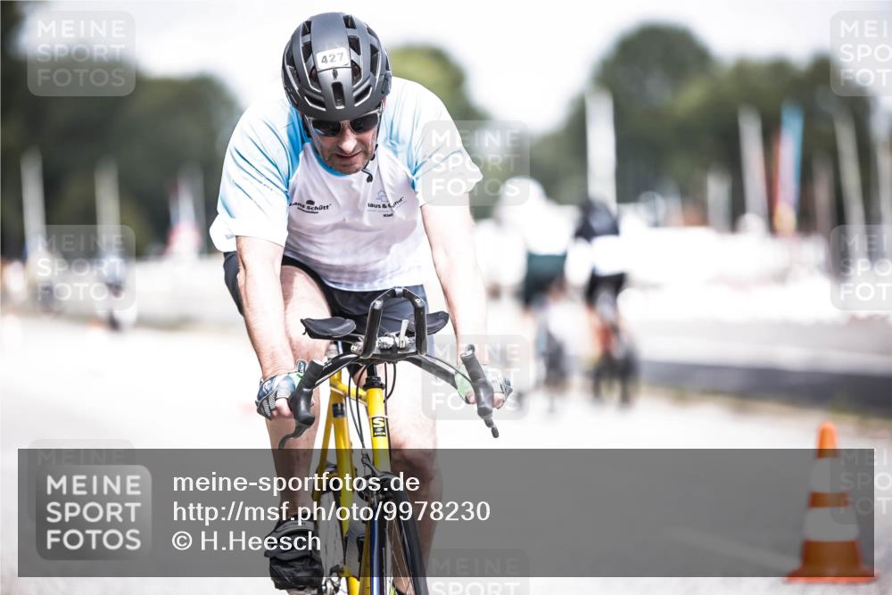 16.08.2026 - KN Förde Triathlon 2026 H.Heesch http://msf.ph/oto/9978230 16.08.2026 11:31:12 Radfahren 357, 427 meine-sportfotos.de