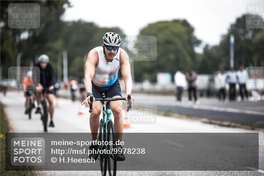 16.08.2026 - KN Förde Triathlon 2026 H.Heesch http://msf.ph/oto/9978238 16.08.2026 11:24:29 Radfahren 393, 401, 424, 436 meine-sportfotos.de