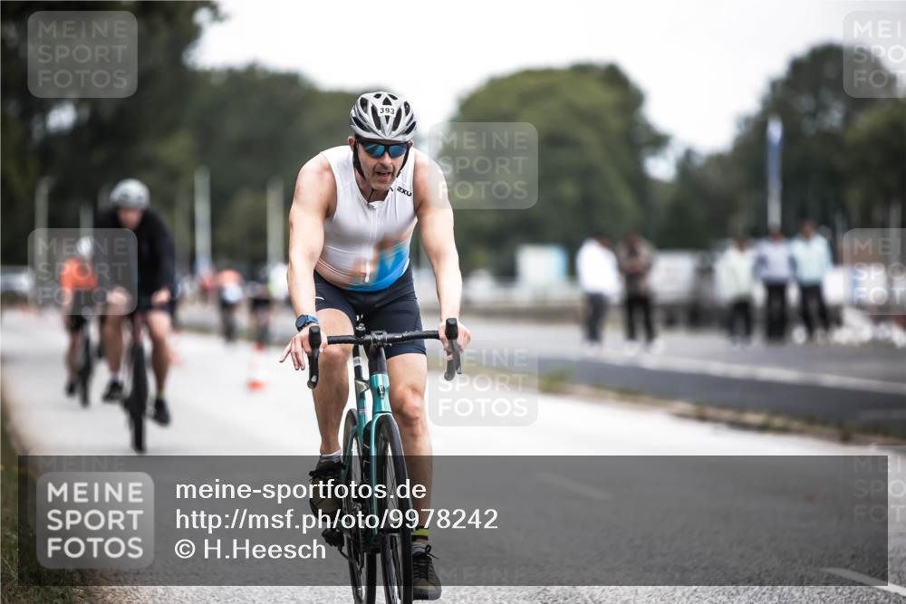 16.08.2026 - KN Förde Triathlon 2026 H.Heesch http://msf.ph/oto/9978242 16.08.2026 11:24:29 Radfahren 393, 401, 424, 436 meine-sportfotos.de