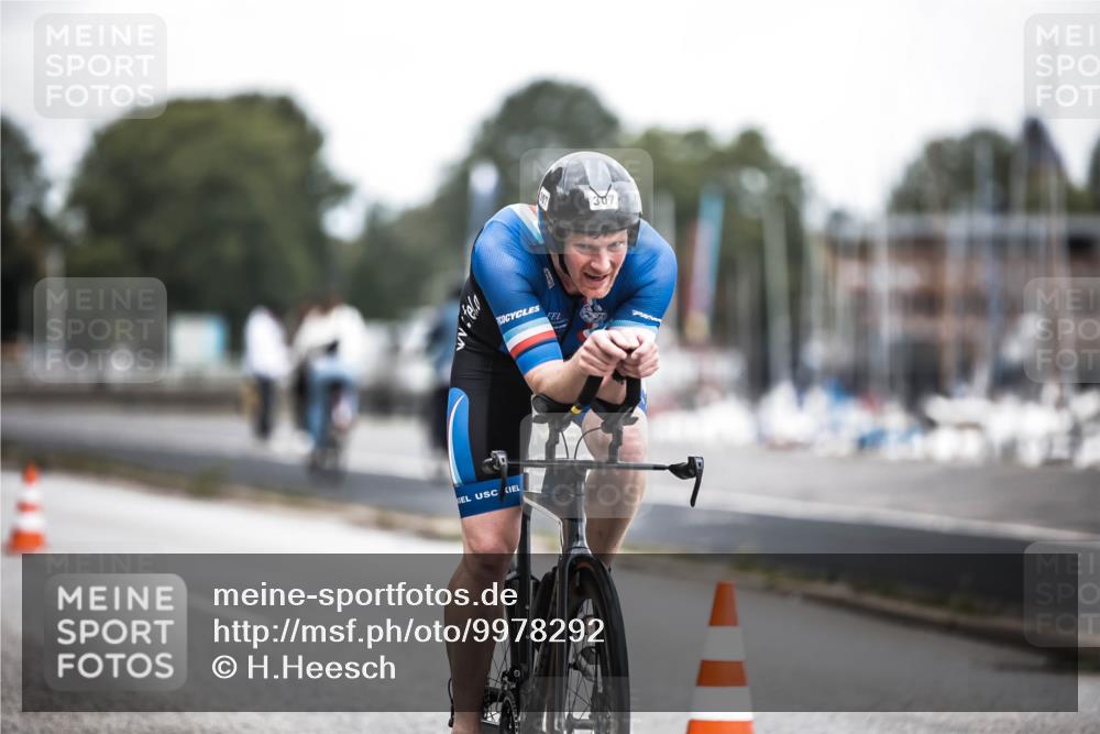 16.08.2026 - KN Förde Triathlon 2026 H.Heesch http://msf.ph/oto/9978292 16.08.2026 11:24:34 Radfahren 343, 401, 436, 804 meine-sportfotos.de