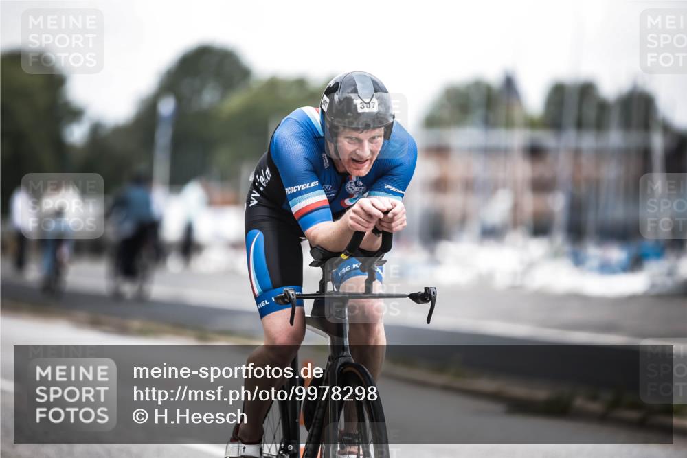 16.08.2026 - KN Förde Triathlon 2026 H.Heesch http://msf.ph/oto/9978298 16.08.2026 11:24:34 Radfahren 343, 401, 436, 804 meine-sportfotos.de