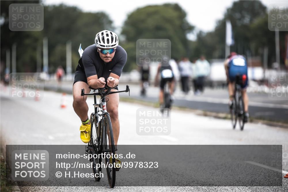16.08.2026 - KN Förde Triathlon 2026 H.Heesch http://msf.ph/oto/9978323 16.08.2026 11:24:44 Radfahren 345, 361, 400 meine-sportfotos.de