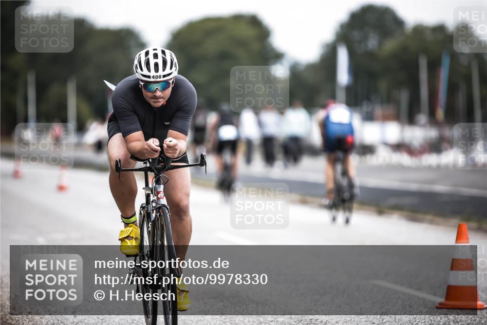 16.08.2026 - KN Förde Triathlon 2026 H.Heesch http://msf.ph/oto/9978330 16.08.2026 11:24:44 Radfahren 345, 361, 400 meine-sportfotos.de