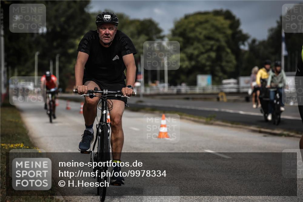 16.08.2026 - KN Förde Triathlon 2026 H.Heesch http://msf.ph/oto/9978334 16.08.2026 11:31:43 Radfahren 338, 801 meine-sportfotos.de