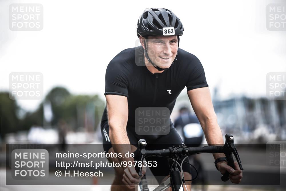 16.08.2026 - KN Förde Triathlon 2026 H.Heesch http://msf.ph/oto/9978353 16.08.2026 11:24:57 Radfahren 322, 358, 360, 363, 406 meine-sportfotos.de