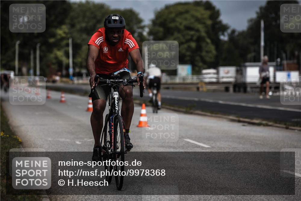 16.08.2026 - KN Förde Triathlon 2026 H.Heesch http://msf.ph/oto/9978368 16.08.2026 11:31:47 Radfahren 351, 801 meine-sportfotos.de