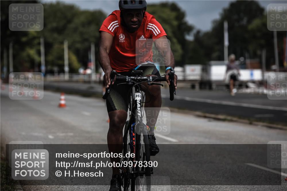 16.08.2026 - KN Förde Triathlon 2026 H.Heesch http://msf.ph/oto/9978390 16.08.2026 11:31:48 Radfahren 351 meine-sportfotos.de