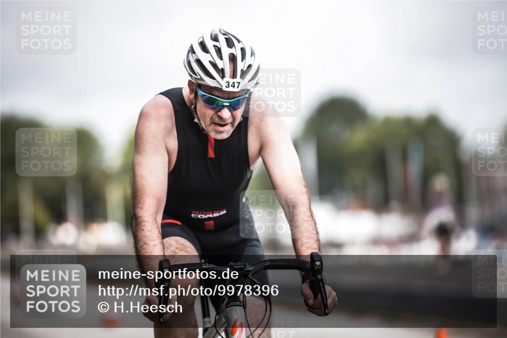 16.08.2026 - KN Förde Triathlon 2026 H.Heesch http://msf.ph/oto/9978396 16.08.2026 11:32:00 Radfahren 331, 347 meine-sportfotos.de
