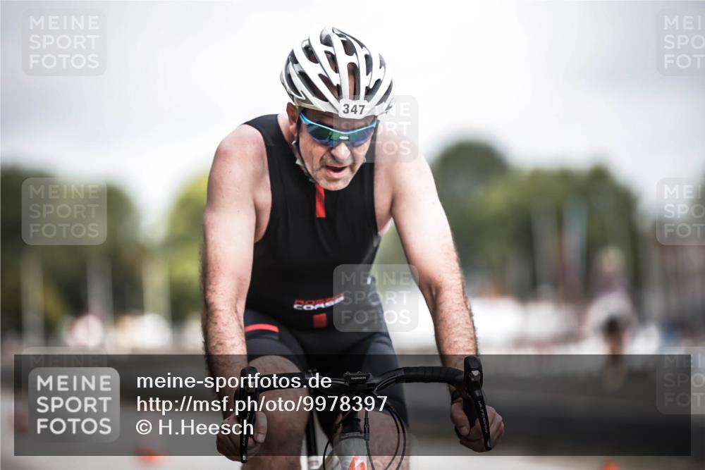16.08.2026 - KN Förde Triathlon 2026 H.Heesch http://msf.ph/oto/9978397 16.08.2026 11:32:00 Radfahren 331, 347 meine-sportfotos.de