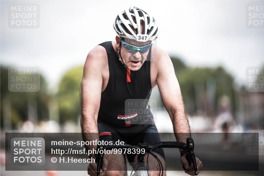 16.08.2026 - KN Förde Triathlon 2026 H.Heesch http://msf.ph/oto/9978399 16.08.2026 11:32:00 Radfahren 331, 347 meine-sportfotos.de