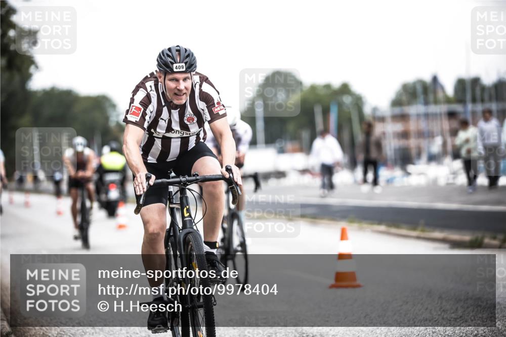 16.08.2026 - KN Förde Triathlon 2026 H.Heesch http://msf.ph/oto/9978404 16.08.2026 11:25:06 Radfahren 331, 341, 376, 408, 409, 426 meine-sportfotos.de