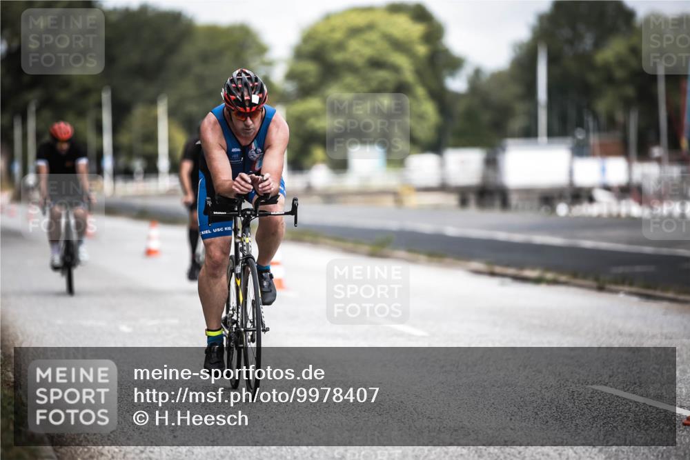 16.08.2026 - KN Förde Triathlon 2026 H.Heesch http://msf.ph/oto/9978407 16.08.2026 11:32:03 Radfahren 331, 347, 352, 363, 410 meine-sportfotos.de