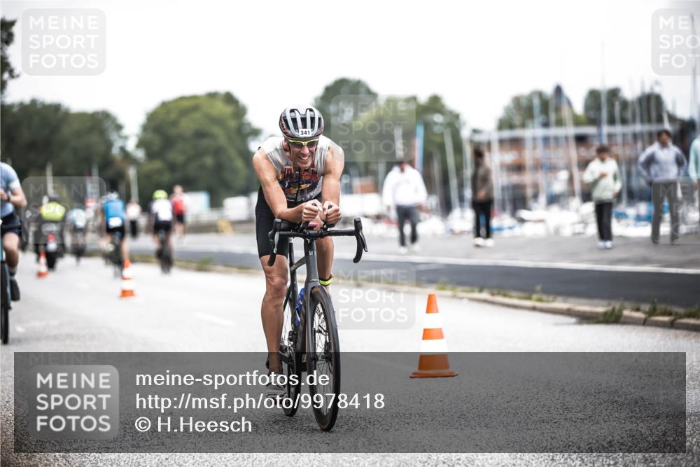 16.08.2026 - KN Förde Triathlon 2026 H.Heesch http://msf.ph/oto/9978418 16.08.2026 11:25:08 Radfahren 331, 341, 355, 375, 376, 409 meine-sportfotos.de