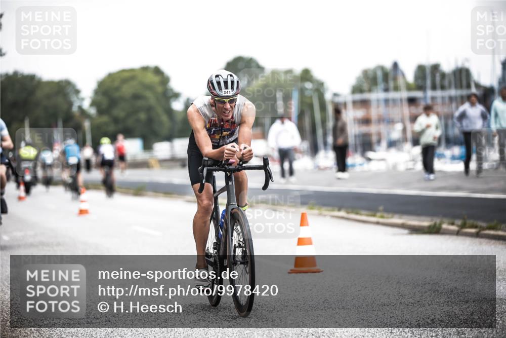 16.08.2026 - KN Förde Triathlon 2026 H.Heesch http://msf.ph/oto/9978420 16.08.2026 11:25:08 Radfahren 331, 341, 355, 375, 376, 409 meine-sportfotos.de