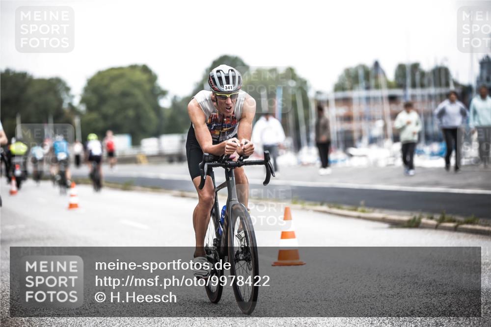16.08.2026 - KN Förde Triathlon 2026 H.Heesch http://msf.ph/oto/9978422 16.08.2026 11:25:08 Radfahren 331, 341, 355, 375, 376, 409 meine-sportfotos.de