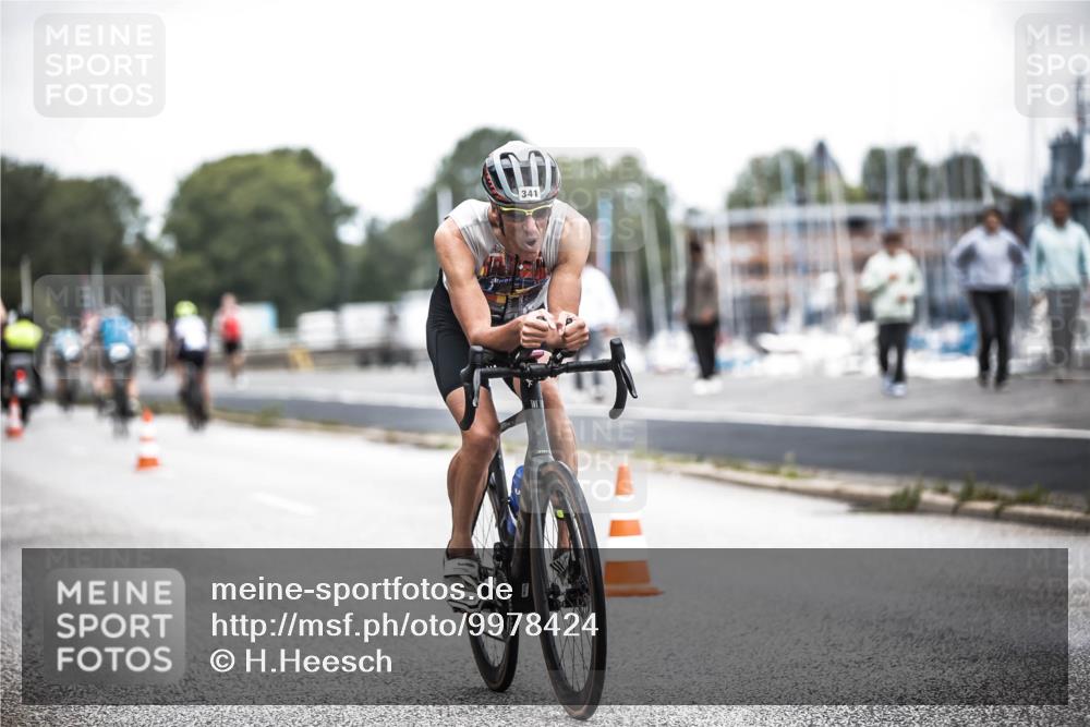 16.08.2026 - KN Förde Triathlon 2026 H.Heesch http://msf.ph/oto/9978424 16.08.2026 11:25:08 Radfahren 331, 341, 355, 375, 376, 409 meine-sportfotos.de