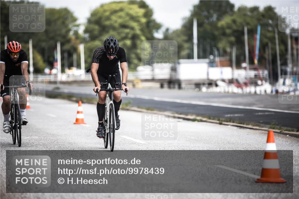 16.08.2026 - KN Förde Triathlon 2026 H.Heesch http://msf.ph/oto/9978439 16.08.2026 11:32:04 Radfahren 331, 352, 363, 410 meine-sportfotos.de