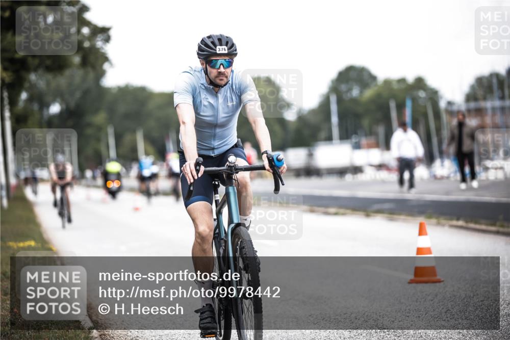 16.08.2026 - KN Förde Triathlon 2026 H.Heesch http://msf.ph/oto/9978442 16.08.2026 11:25:09 Radfahren 331, 341, 355, 375, 376, 409 meine-sportfotos.de