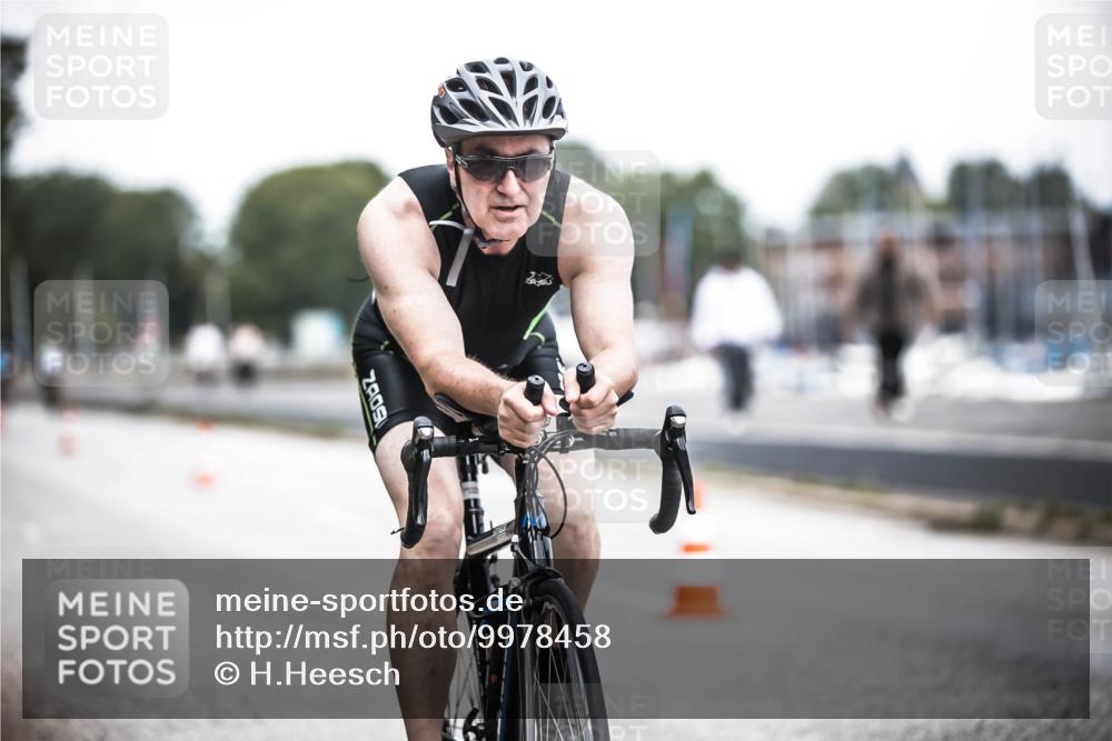 16.08.2026 - KN Förde Triathlon 2026 H.Heesch http://msf.ph/oto/9978458 16.08.2026 11:25:13 Radfahren 355, 375, 376 meine-sportfotos.de