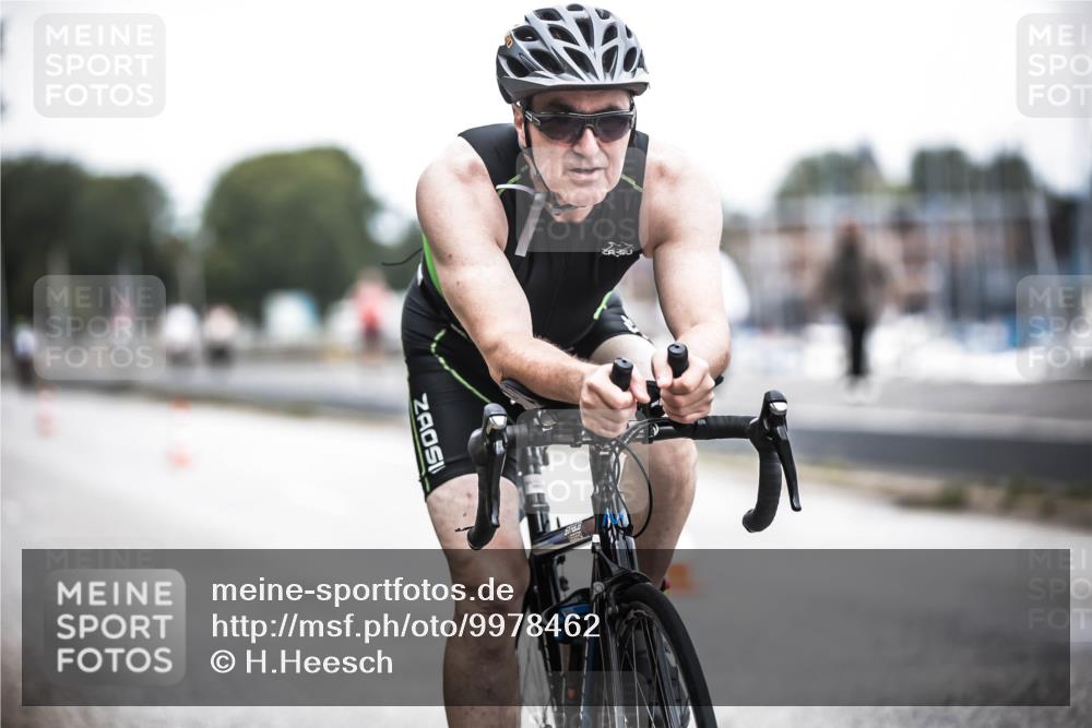16.08.2026 - KN Förde Triathlon 2026 H.Heesch http://msf.ph/oto/9978462 16.08.2026 11:25:14 Radfahren 302, 355, 375 meine-sportfotos.de
