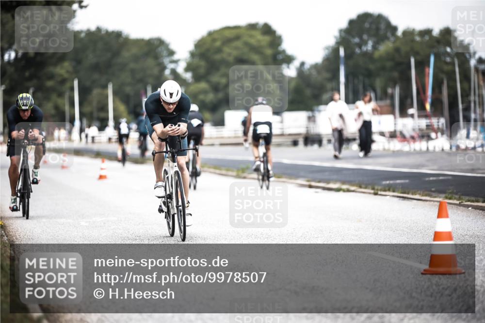 16.08.2026 - KN Förde Triathlon 2026 H.Heesch http://msf.ph/oto/9978507 16.08.2026 11:25:53 Radfahren 313, 319, 356, 398 meine-sportfotos.de