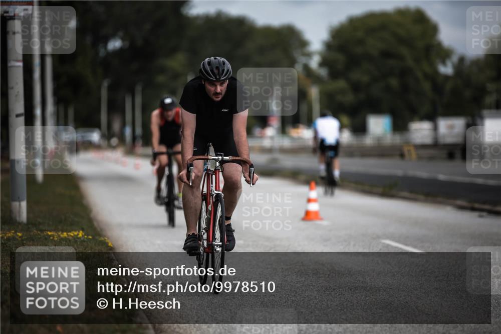 16.08.2026 - KN Förde Triathlon 2026 H.Heesch http://msf.ph/oto/9978510 16.08.2026 11:32:16 Radfahren 342, 364, 393, 394 meine-sportfotos.de