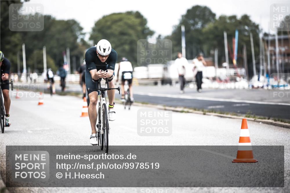 16.08.2026 - KN Förde Triathlon 2026 H.Heesch http://msf.ph/oto/9978519 16.08.2026 11:25:53 Radfahren 313, 319, 356, 398 meine-sportfotos.de