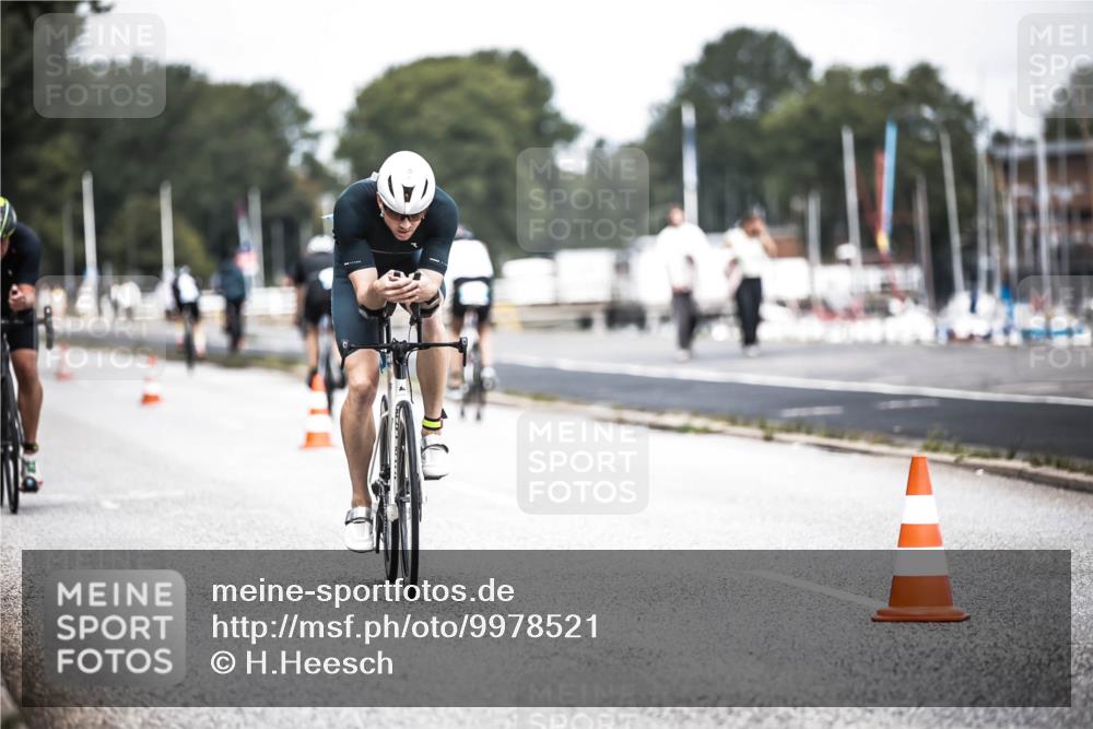 16.08.2026 - KN Förde Triathlon 2026 H.Heesch http://msf.ph/oto/9978521 16.08.2026 11:25:53 Radfahren 313, 319, 356, 398 meine-sportfotos.de