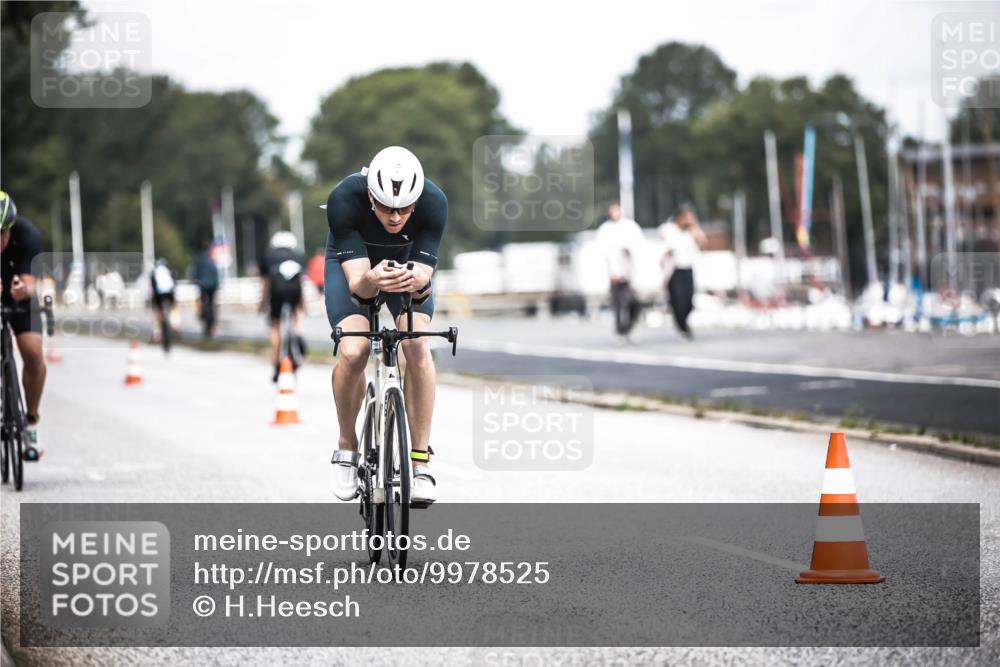 16.08.2026 - KN Förde Triathlon 2026 H.Heesch http://msf.ph/oto/9978525 16.08.2026 11:25:53 Radfahren 313, 319, 356, 398 meine-sportfotos.de