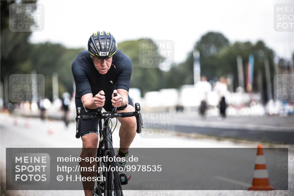 16.08.2026 - KN Förde Triathlon 2026 H.Heesch http://msf.ph/oto/9978535 16.08.2026 11:25:55 Radfahren 313, 319, 356, 398 meine-sportfotos.de
