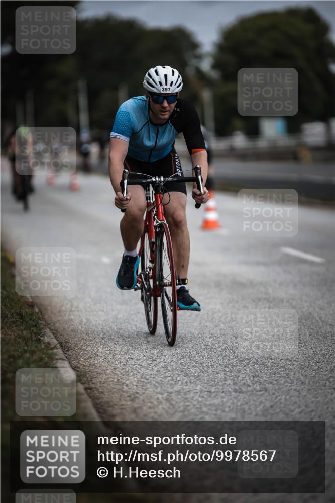 16.08.2026 - KN Förde Triathlon 2026 H.Heesch http://msf.ph/oto/9978567 16.08.2026 11:32:37 Radfahren 341, 372, 397 meine-sportfotos.de