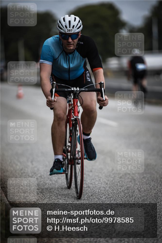 16.08.2026 - KN Förde Triathlon 2026 H.Heesch http://msf.ph/oto/9978585 16.08.2026 11:32:37 Radfahren 341, 372, 397 meine-sportfotos.de