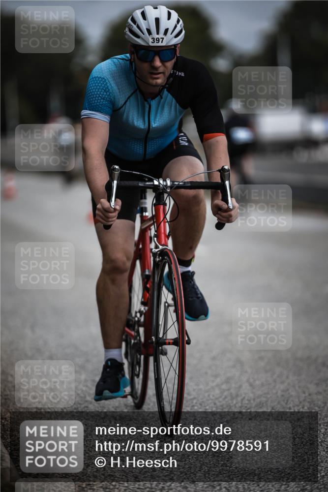 16.08.2026 - KN Förde Triathlon 2026 H.Heesch http://msf.ph/oto/9978591 16.08.2026 11:32:37 Radfahren 341, 372, 397 meine-sportfotos.de