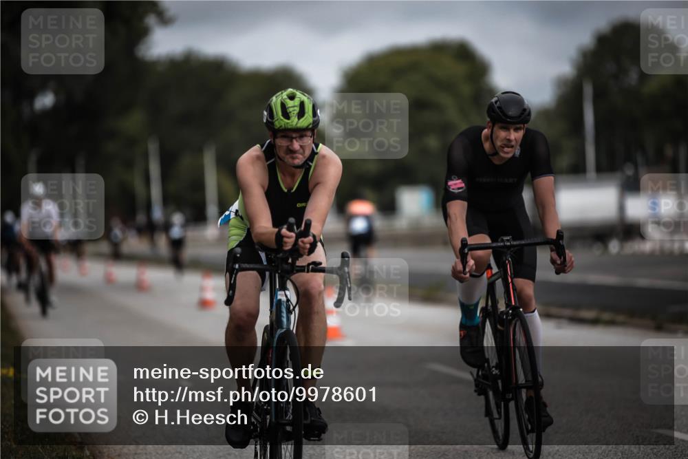 16.08.2026 - KN Förde Triathlon 2026 H.Heesch http://msf.ph/oto/9978601 16.08.2026 11:32:41 Radfahren 315, 341, 372, 392, 397 meine-sportfotos.de