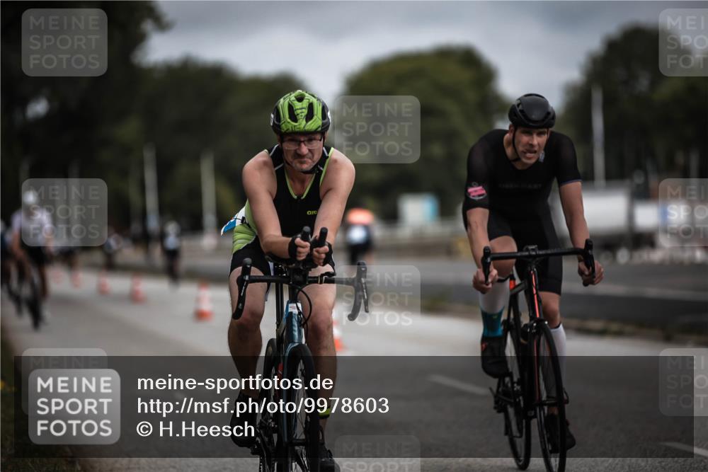 16.08.2026 - KN Förde Triathlon 2026 H.Heesch http://msf.ph/oto/9978603 16.08.2026 11:32:41 Radfahren 315, 341, 372, 392, 397 meine-sportfotos.de