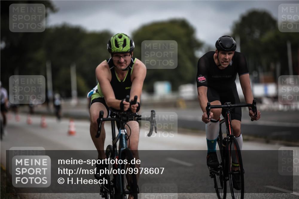 16.08.2026 - KN Förde Triathlon 2026 H.Heesch http://msf.ph/oto/9978607 16.08.2026 11:32:41 Radfahren 315, 341, 372, 392, 397 meine-sportfotos.de