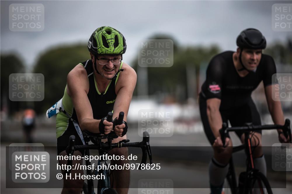 16.08.2026 - KN Förde Triathlon 2026 H.Heesch http://msf.ph/oto/9978625 16.08.2026 11:32:41 Radfahren 315, 341, 372, 392, 397 meine-sportfotos.de