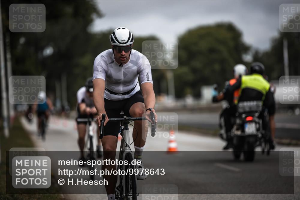 16.08.2026 - KN Förde Triathlon 2026 H.Heesch http://msf.ph/oto/9978643 16.08.2026 11:32:45 Radfahren 315, 372, 389, 392 meine-sportfotos.de