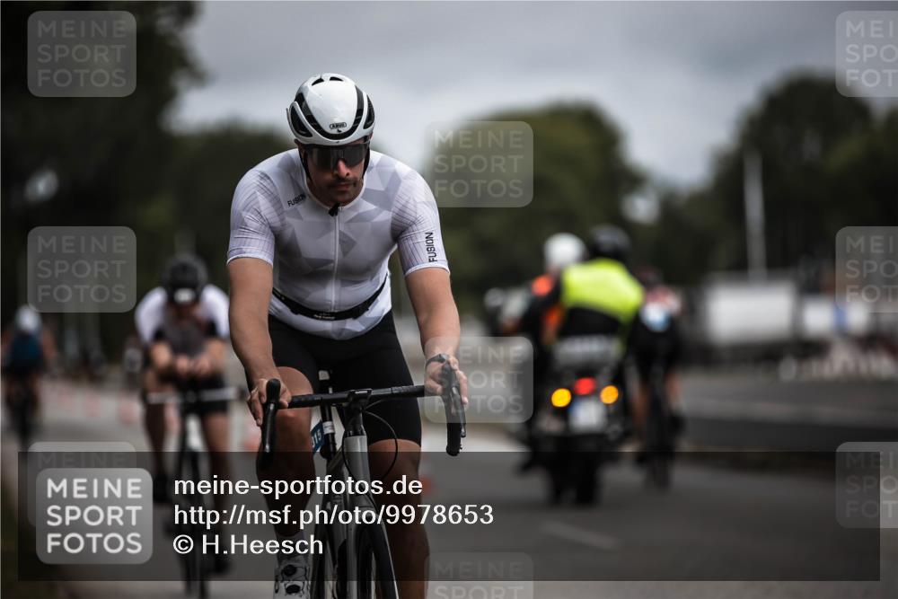 16.08.2026 - KN Förde Triathlon 2026 H.Heesch http://msf.ph/oto/9978653 16.08.2026 11:32:45 Radfahren 315, 372, 389, 392 meine-sportfotos.de