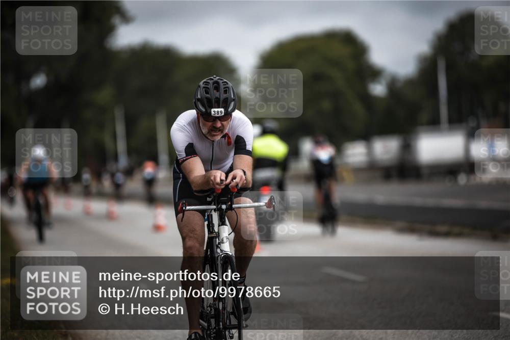 16.08.2026 - KN Förde Triathlon 2026 H.Heesch http://msf.ph/oto/9978665 16.08.2026 11:32:46 Radfahren 315, 389, 392 meine-sportfotos.de