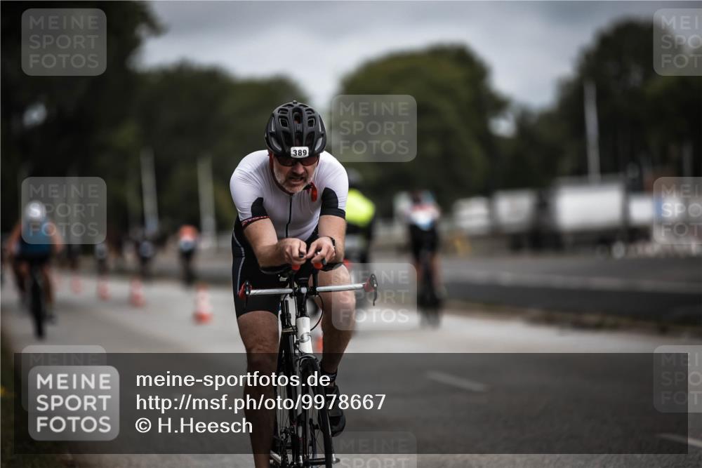 16.08.2026 - KN Förde Triathlon 2026 H.Heesch http://msf.ph/oto/9978667 16.08.2026 11:32:46 Radfahren 315, 389, 392 meine-sportfotos.de