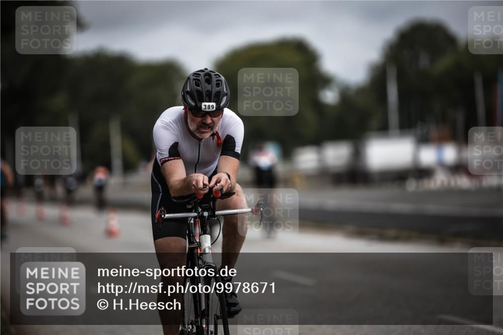16.08.2026 - KN Förde Triathlon 2026 H.Heesch http://msf.ph/oto/9978671 16.08.2026 11:32:46 Radfahren 315, 389, 392 meine-sportfotos.de