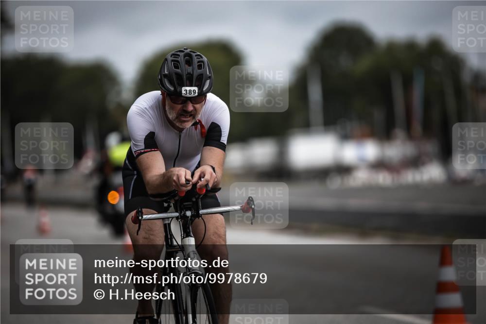 16.08.2026 - KN Förde Triathlon 2026 H.Heesch http://msf.ph/oto/9978679 16.08.2026 11:32:47 Radfahren 315, 348, 389, 392 meine-sportfotos.de