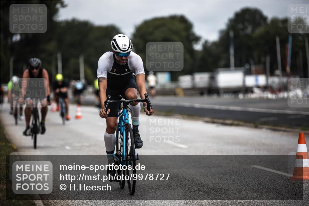16.08.2026 - KN Förde Triathlon 2026 H.Heesch http://msf.ph/oto/9978727 16.08.2026 11:26:56 Radfahren 343, 359, 361, 383, 412, 804 meine-sportfotos.de