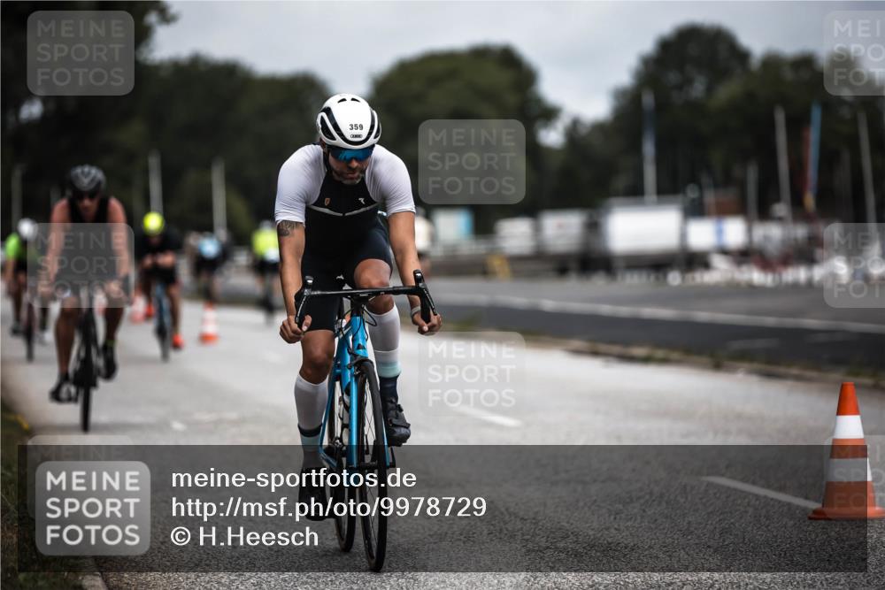 16.08.2026 - KN Förde Triathlon 2026 H.Heesch http://msf.ph/oto/9978729 16.08.2026 11:26:57 Radfahren 343, 359, 361, 383, 412, 804 meine-sportfotos.de