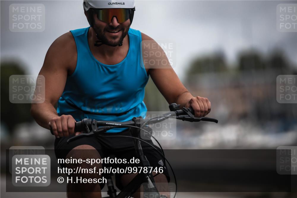 16.08.2026 - KN Förde Triathlon 2026 H.Heesch http://msf.ph/oto/9978746 16.08.2026 11:32:52 Radfahren 348, 391, 399 meine-sportfotos.de