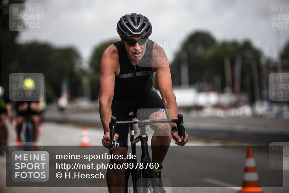 16.08.2026 - KN Förde Triathlon 2026 H.Heesch http://msf.ph/oto/9978760 16.08.2026 11:26:58 Radfahren 343, 359, 361, 383, 412, 804 meine-sportfotos.de