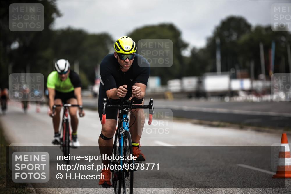 16.08.2026 - KN Förde Triathlon 2026 H.Heesch http://msf.ph/oto/9978771 16.08.2026 11:27:00 Radfahren 343, 359, 361, 383, 412, 804 meine-sportfotos.de