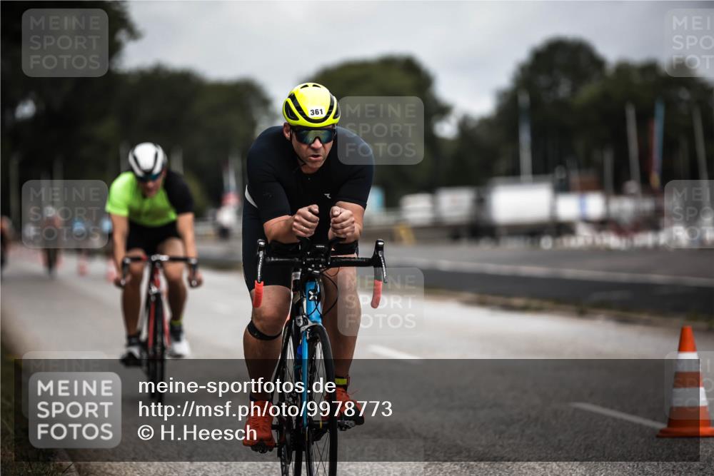 16.08.2026 - KN Förde Triathlon 2026 H.Heesch http://msf.ph/oto/9978773 16.08.2026 11:27:00 Radfahren 343, 359, 361, 383, 412, 804 meine-sportfotos.de